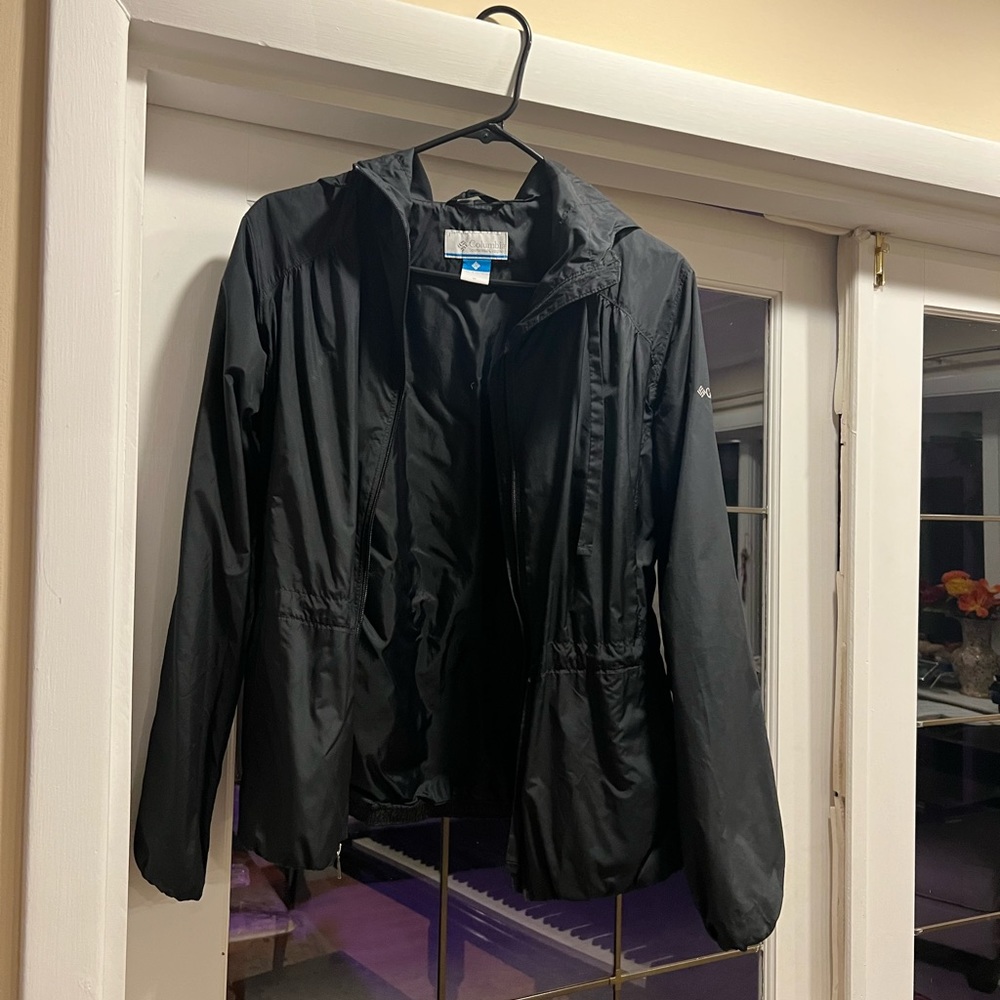 Columbia Rain Windbreaker